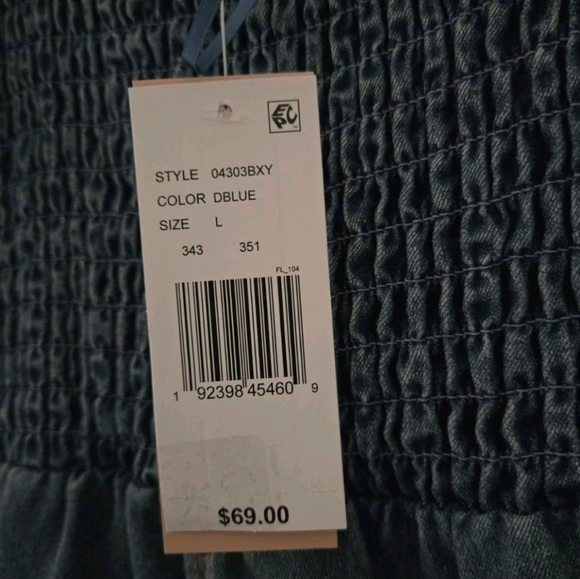 Ruffle Women's Denim Jumpsuit. (Evolutionary) - Picture 11 of 12